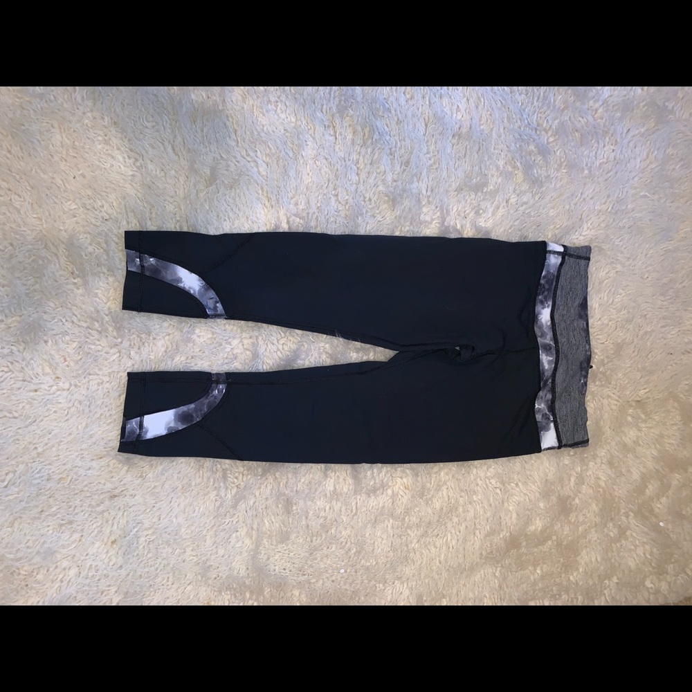 Lulu lemon crop leggings